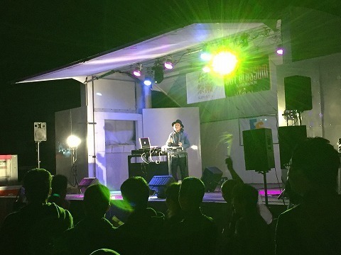 DJ.jpg