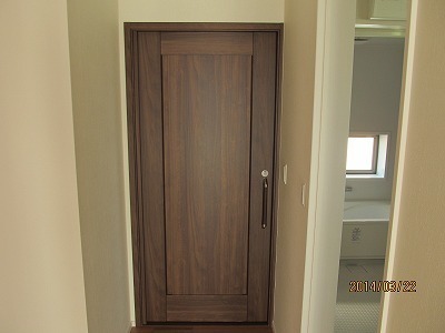 トイレ引き戸.jpg